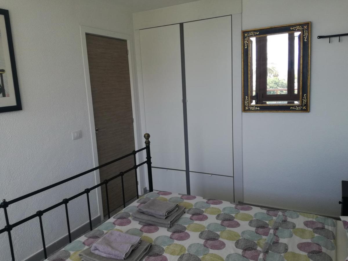 Two Bedroom Apartment 2 Min From Beach Mogan Bagian luar foto