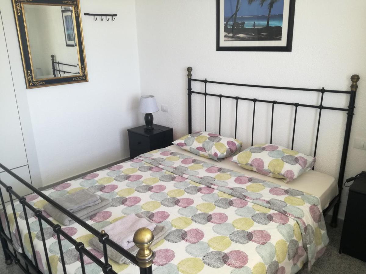 Two Bedroom Apartment 2 Min From Beach Mogan Bagian luar foto