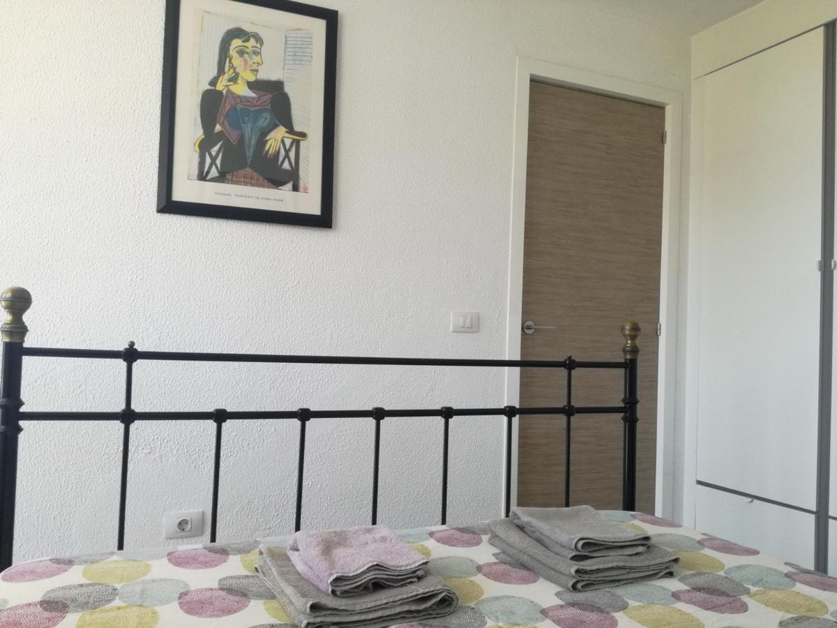 Two Bedroom Apartment 2 Min From Beach Mogan Bagian luar foto