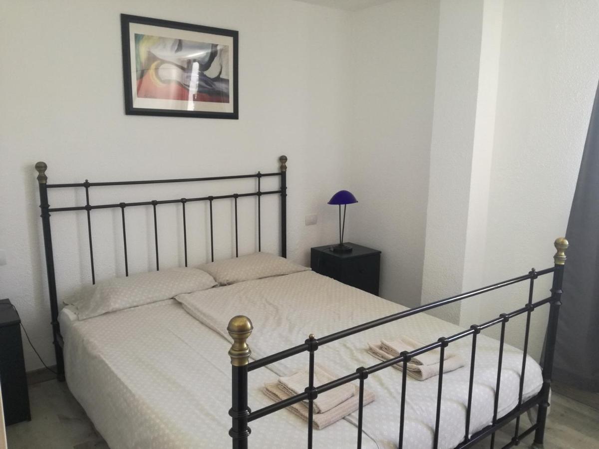 Two Bedroom Apartment 2 Min From Beach Mogan Bagian luar foto