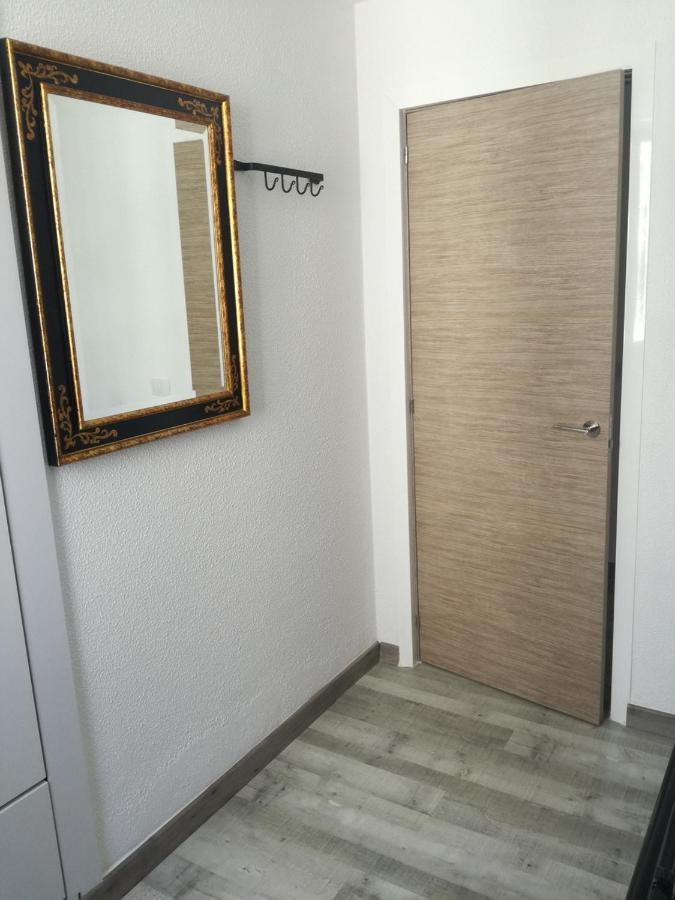 Two Bedroom Apartment 2 Min From Beach Mogan Bagian luar foto