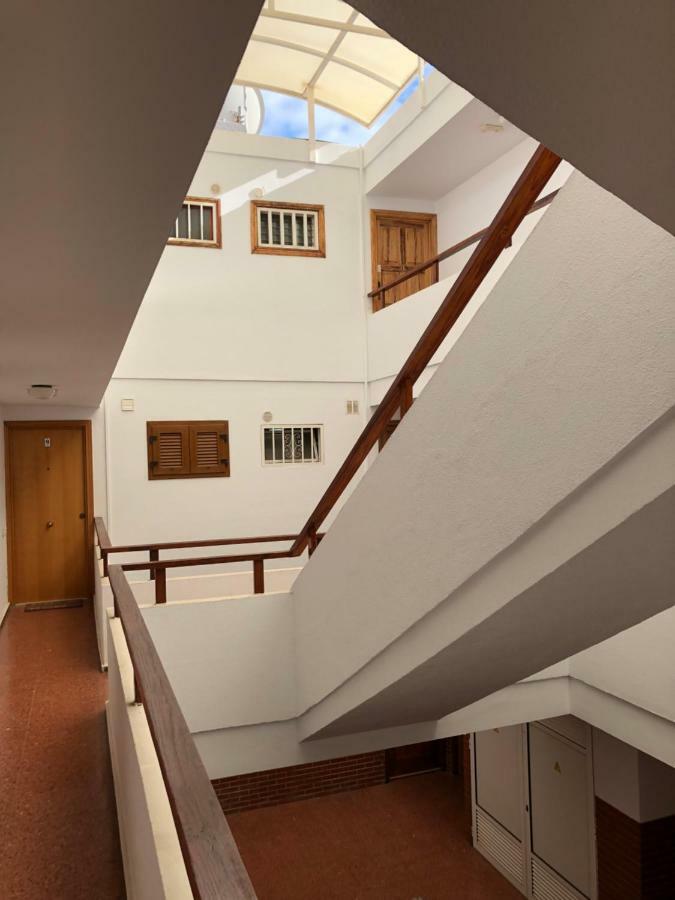 Two Bedroom Apartment 2 Min From Beach Mogan Bagian luar foto